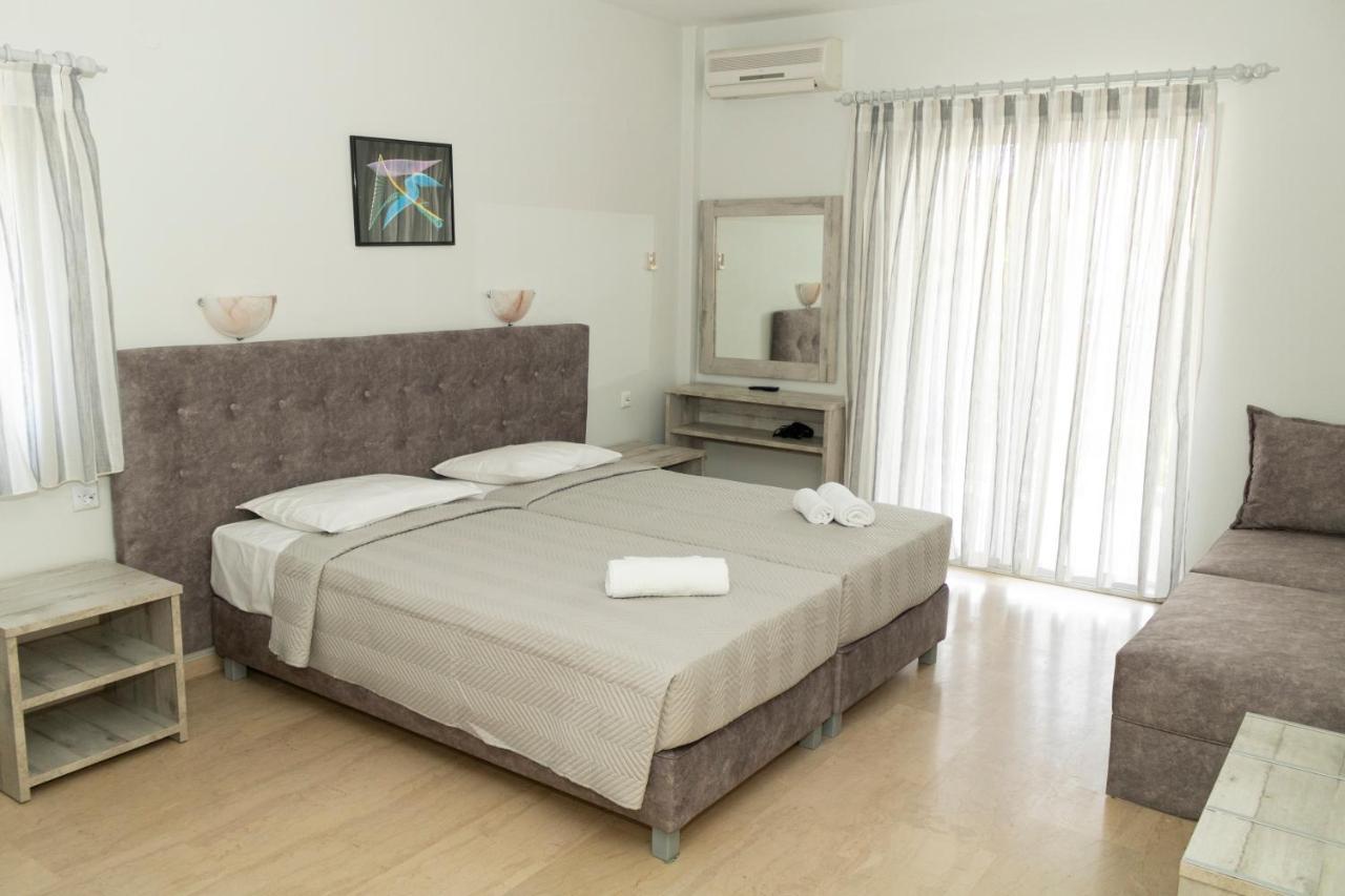 Vicky Apartment Hanioti Exterior foto