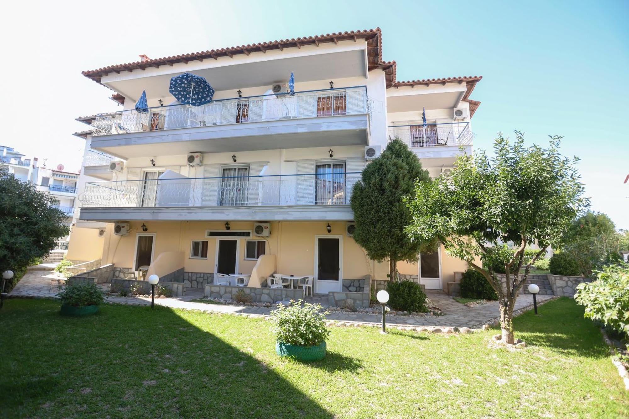 Vicky Apartment Hanioti Exterior foto